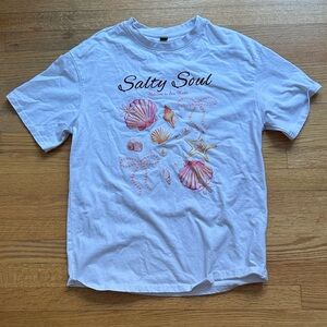 SHEIN White Seashell Graphic Tee